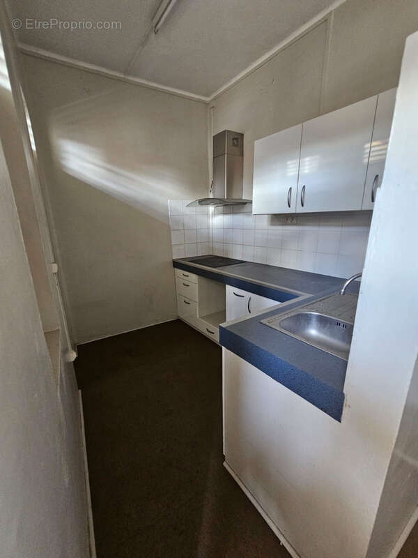 Commerce à FORT-DE-FRANCE