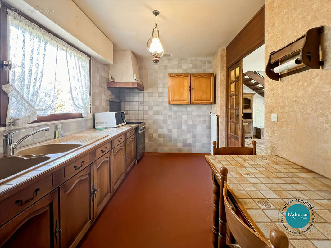 Maison à GUIGNEVILLE-SUR-ESSONNE