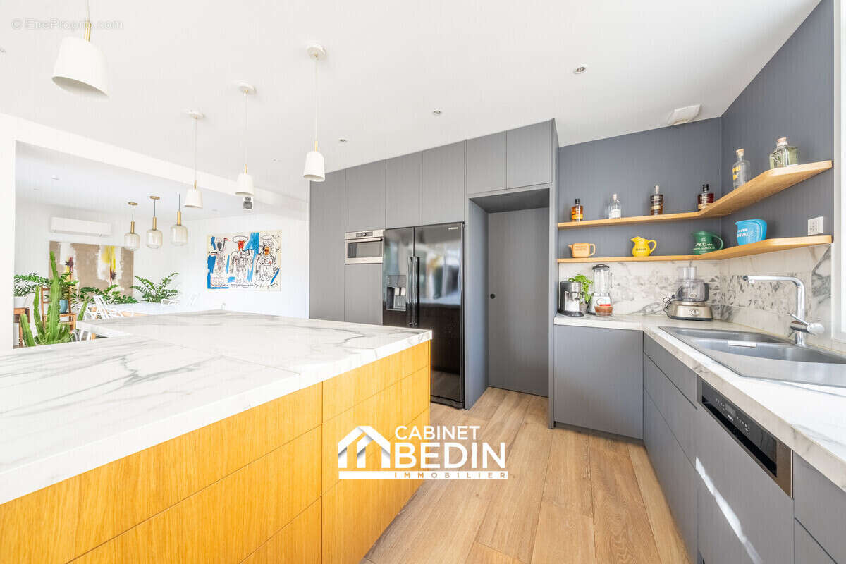 Maison 211 m² à Talence  - photo 3