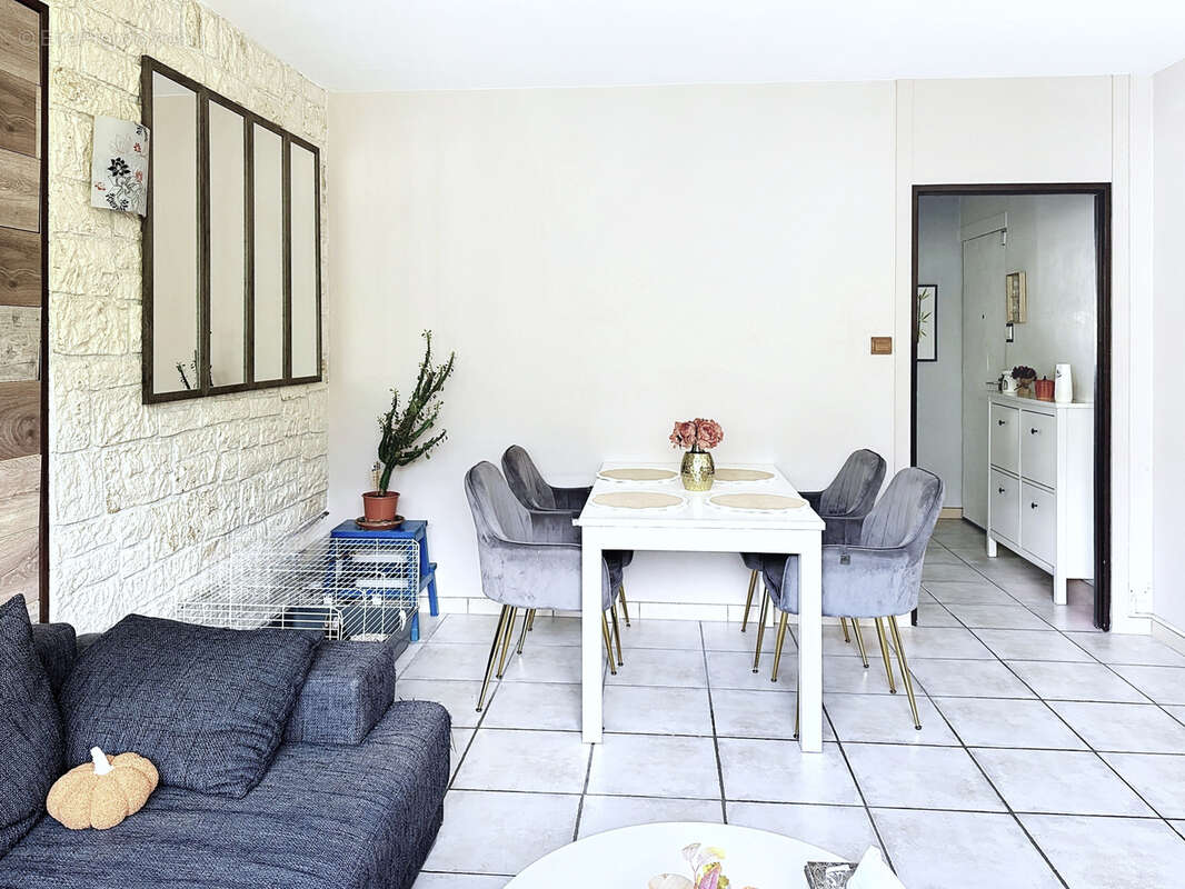 Appartement à SEYSSINET-PARISET