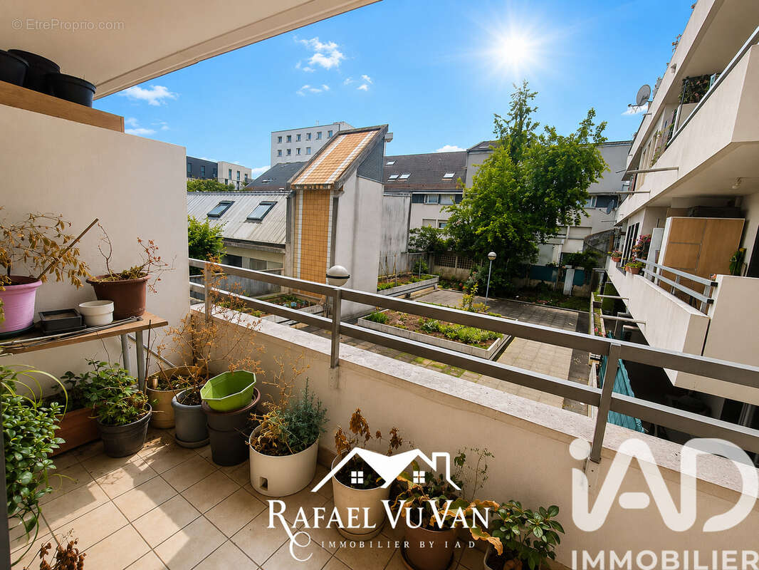 Photo 2 - Appartement à LA COURNEUVE