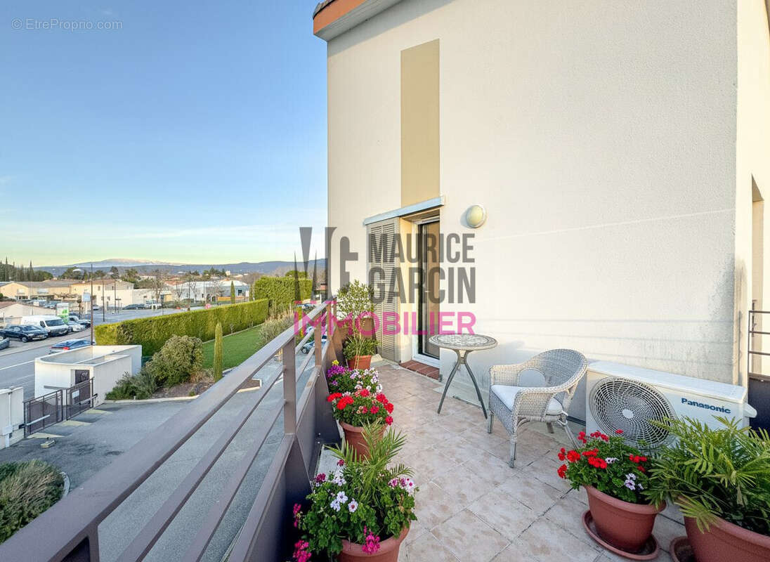 Appartement à L'ISLE-SUR-LA-SORGUE