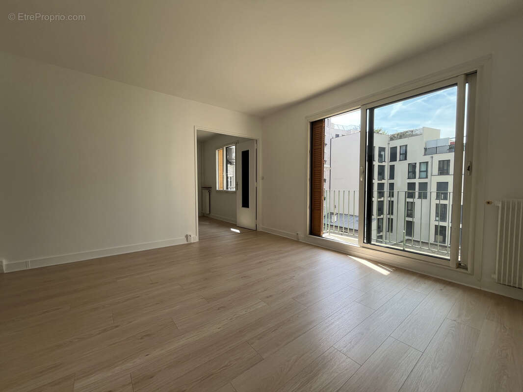 Appartement à PARIS-12E