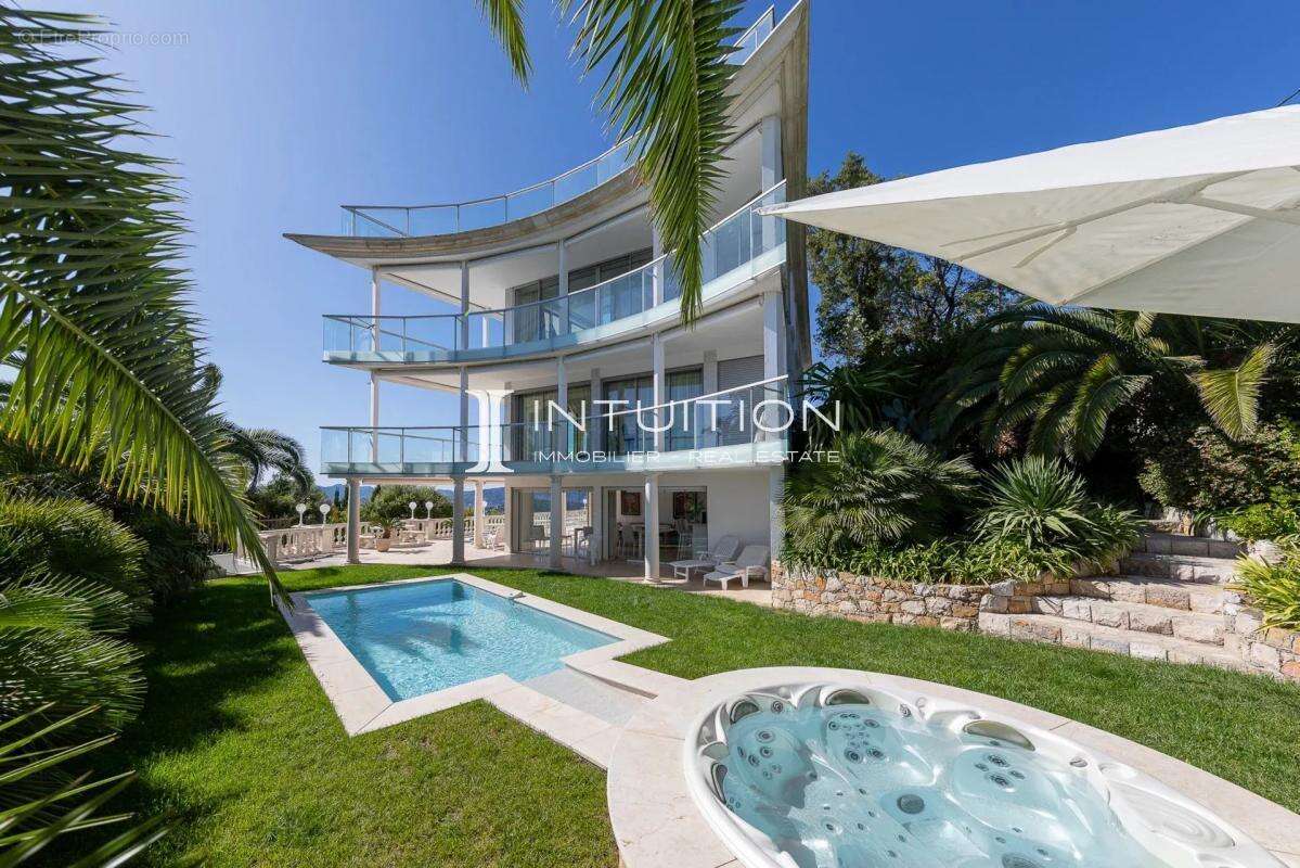 Maison à CANNES