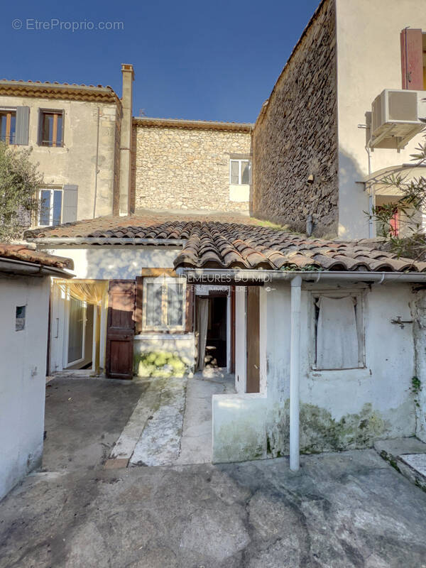Maison à QUISSAC