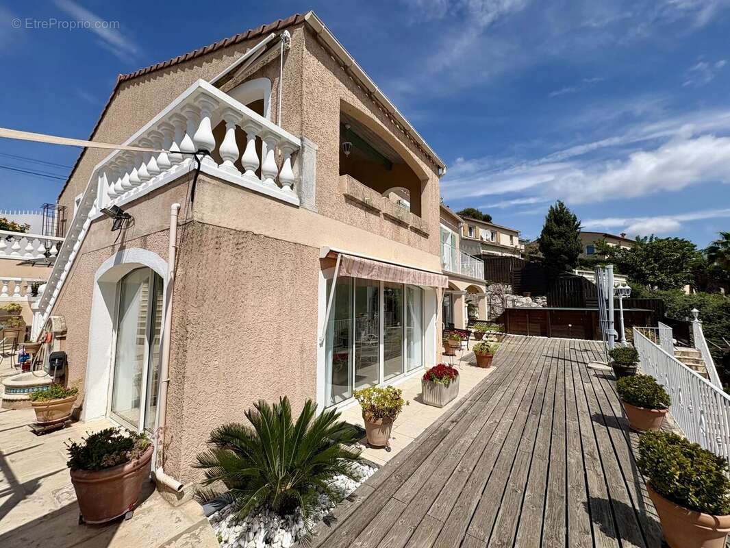 Maison à COLOMARS