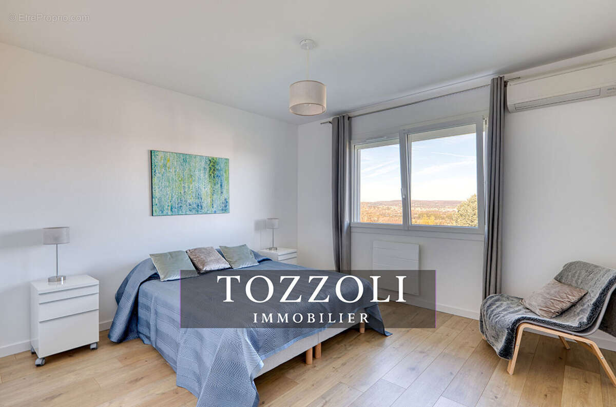 Maison à BOURGOIN-JALLIEU