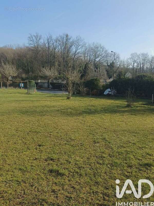 Photo 3 - Terrain à BRUYERES-ET-MONTBERAULT