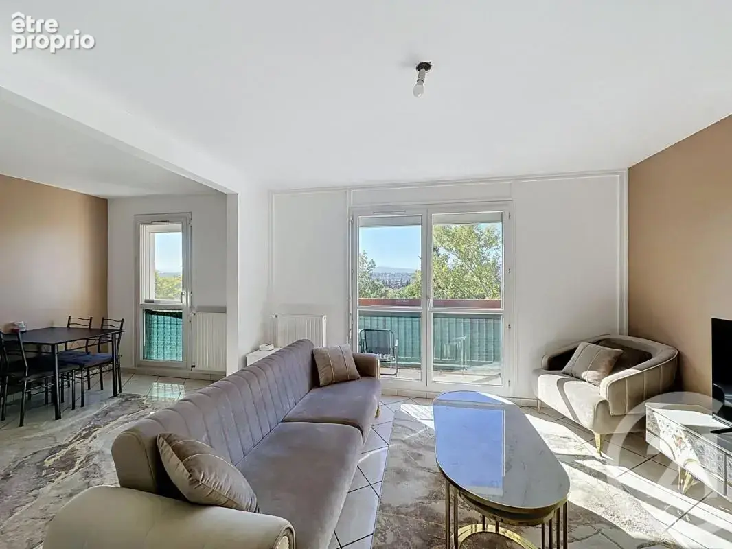 Appartement 4 pièces 76 m² à vendre à Saint-Fons (69190) - photo 13