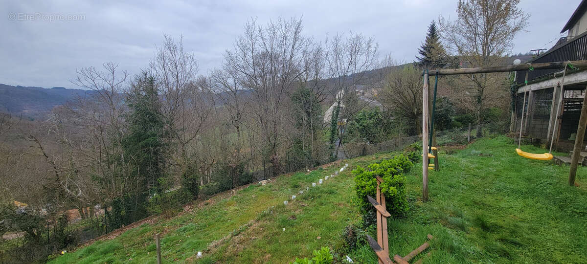 Maison à AUBAZINES