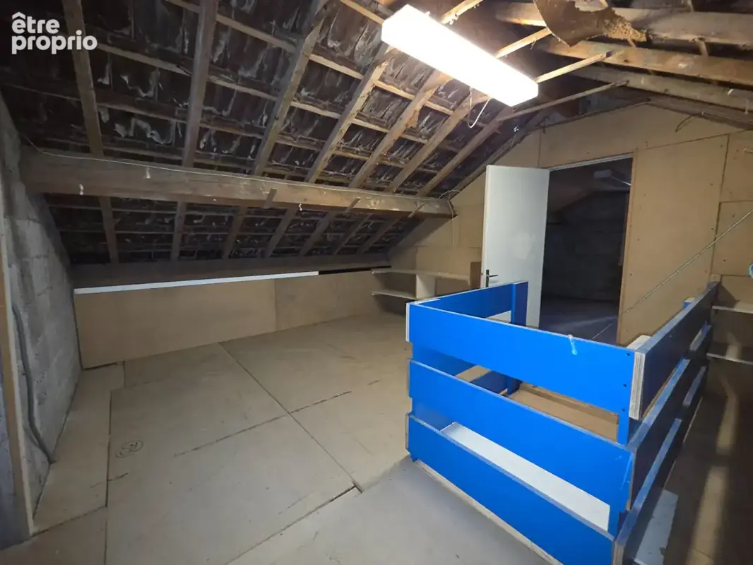 Maison individuelle de 75m²  à rénover - Terrain de 1 750 m² - Grenier aménageable - À 3 min de Bletterans - photo 13