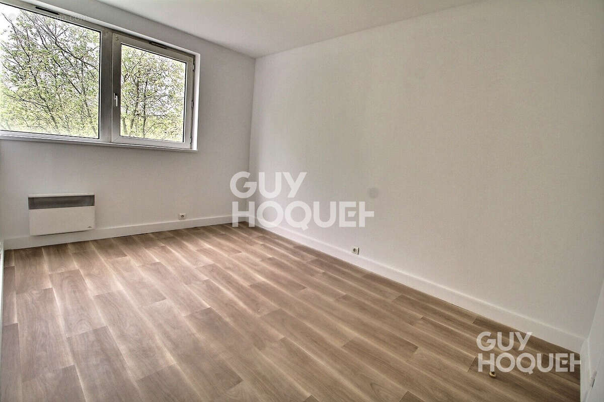 Appartement à CHAVILLE