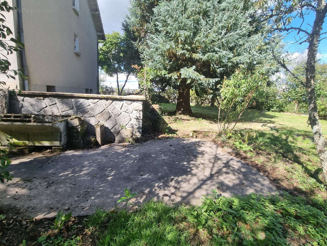 Maison à AIGURANDE