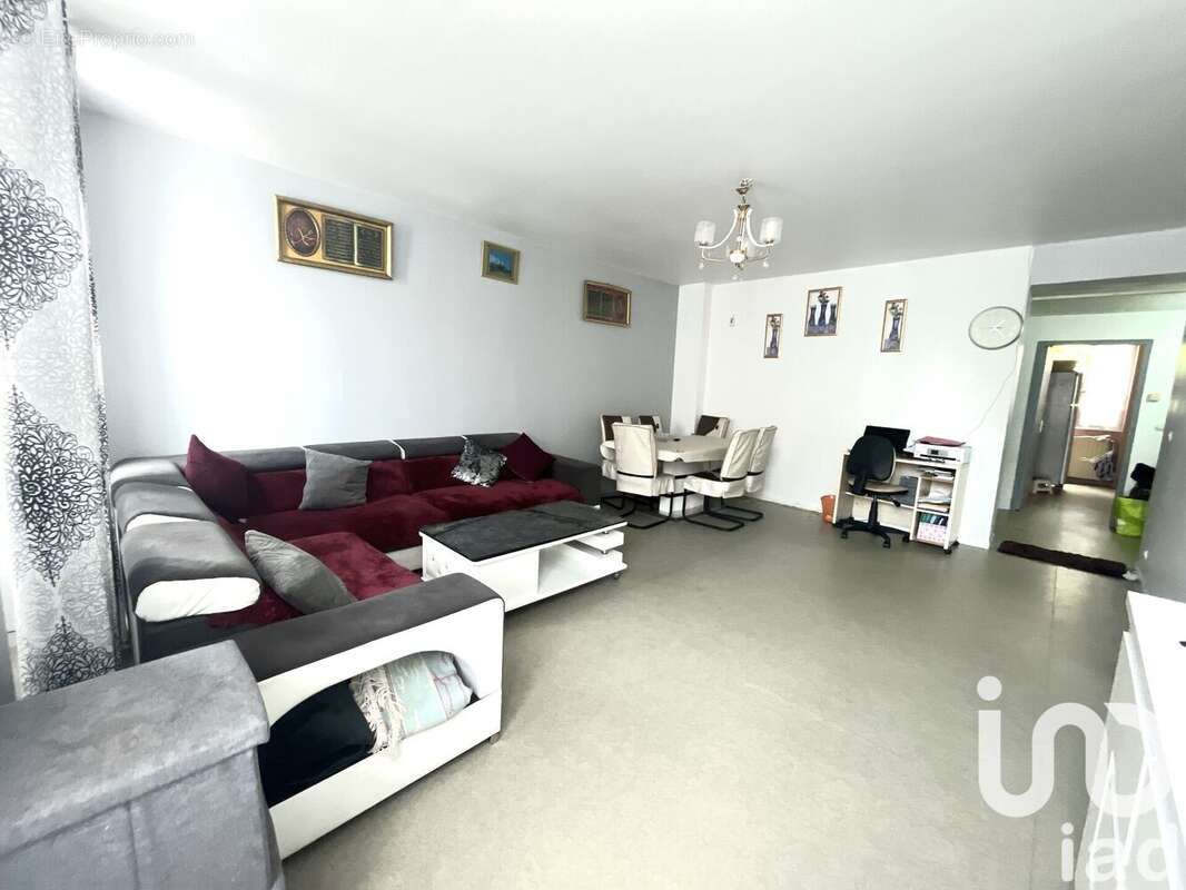 Photo 3 - Appartement à SAINT-ETIENNE