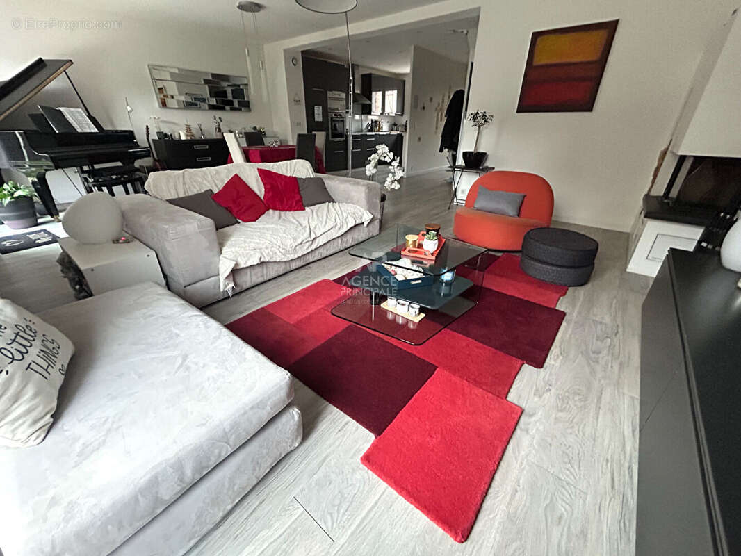 Maison à CARRIERES-SOUS-POISSY