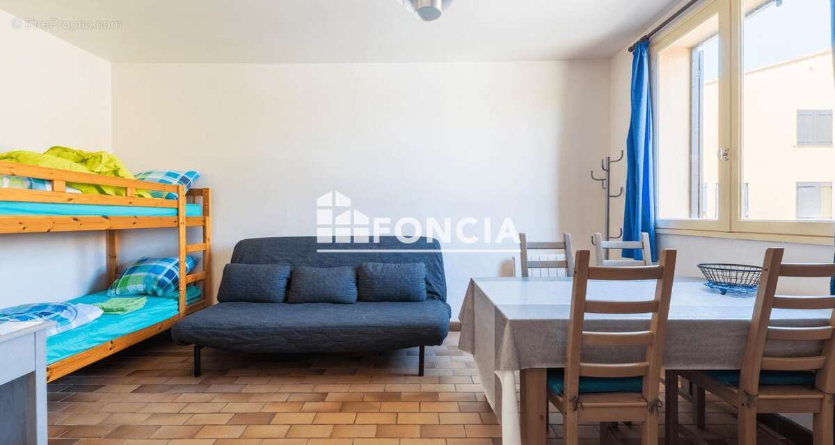 Appartement à SIX-FOURS-LES-PLAGES