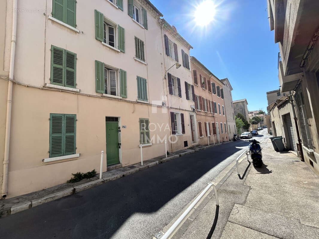 Mourillon t1 + cour privative - photo 7