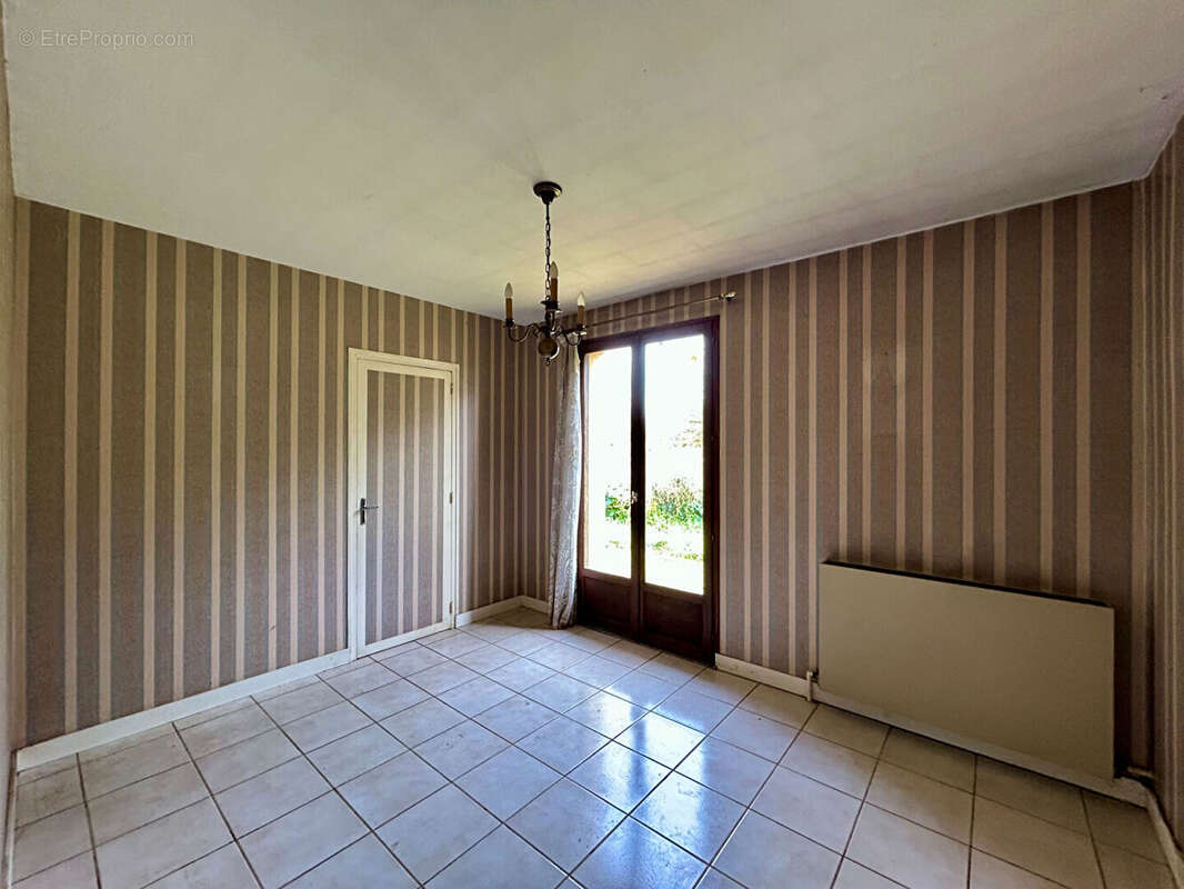 Maison à MOUGON