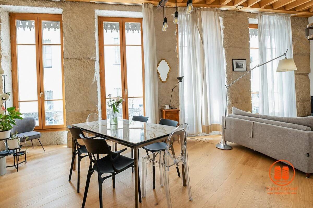 Appartement T3 avec cachet et lumineux (DPE : D) - photo 2