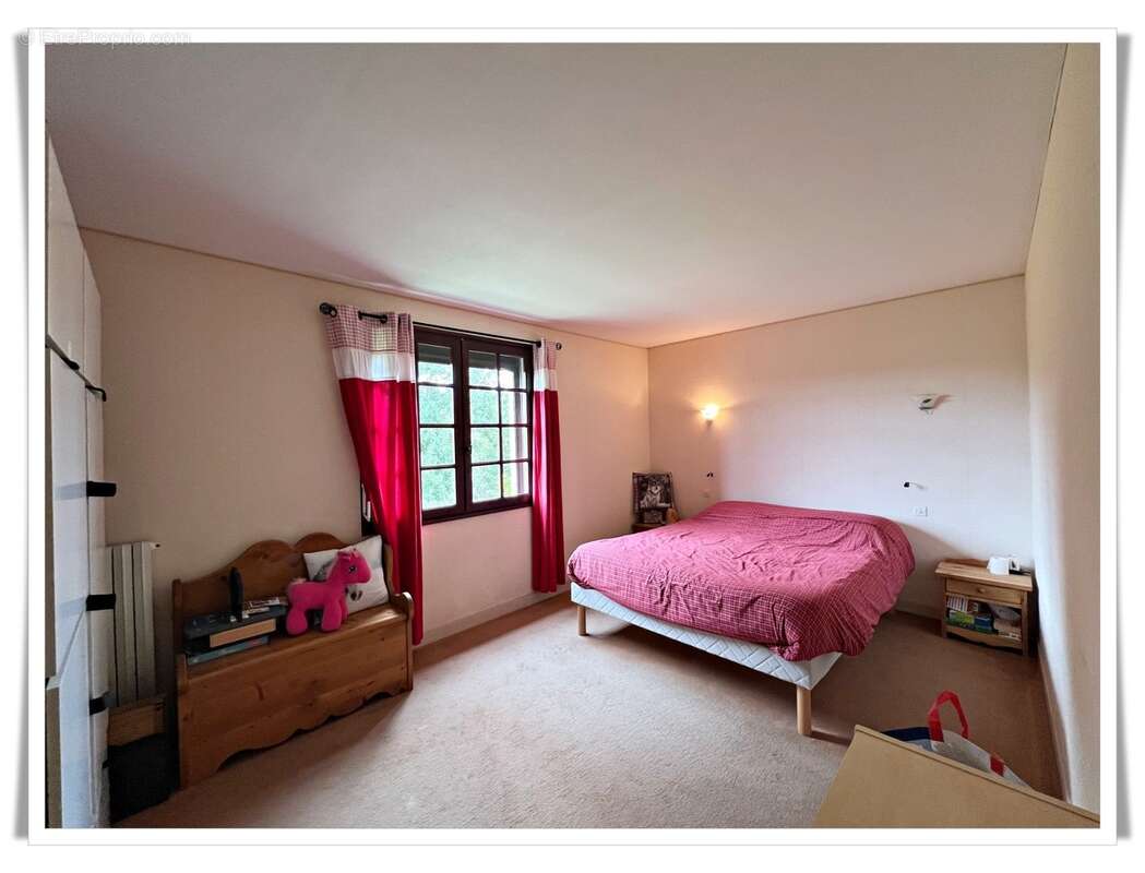 Maison à vendre 6 pièces PLUMELIAU (56) Propriété en pierre au cœur de la nature – Un cadre de vie enchanteur - photo 6