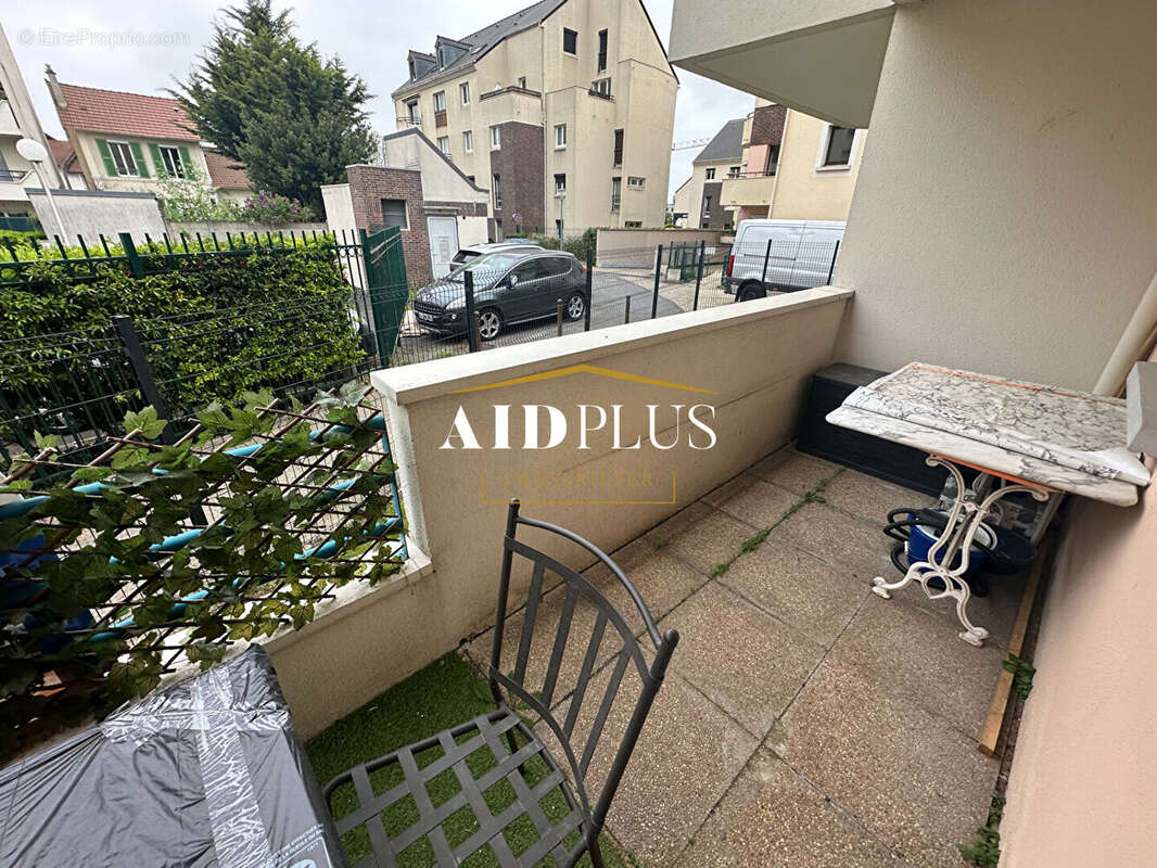 Appartement à BEAUCHAMP