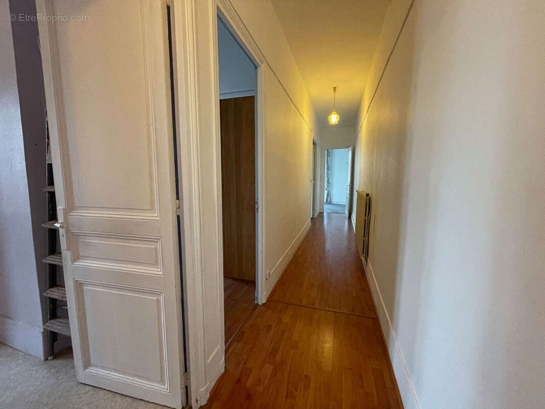 Appartement à LE RAINCY