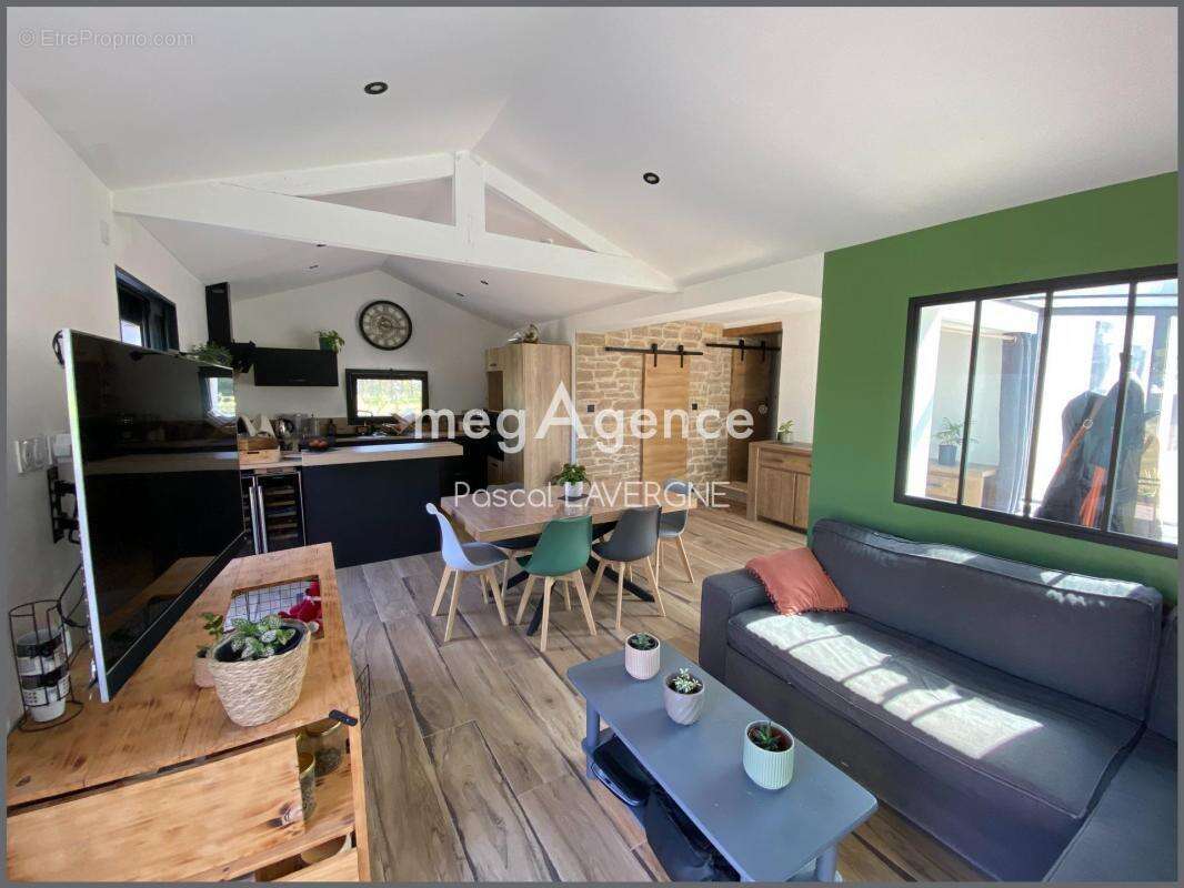 Maison à SAINT-URBAIN