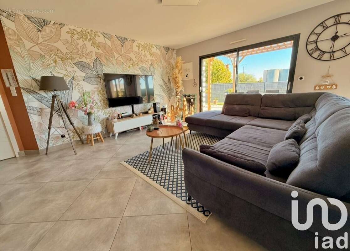 Photo 4 - Maison à CHASSORS