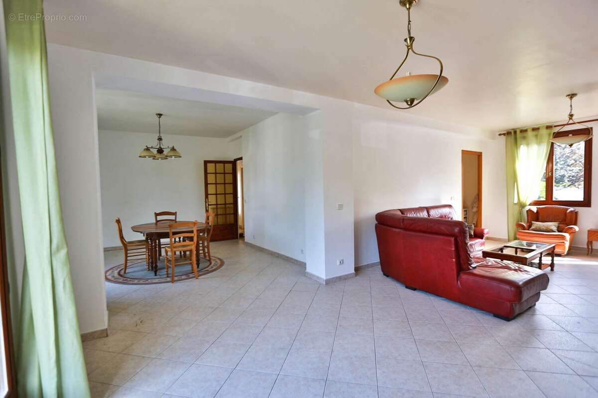 Maison à GOURNAY-SUR-MARNE