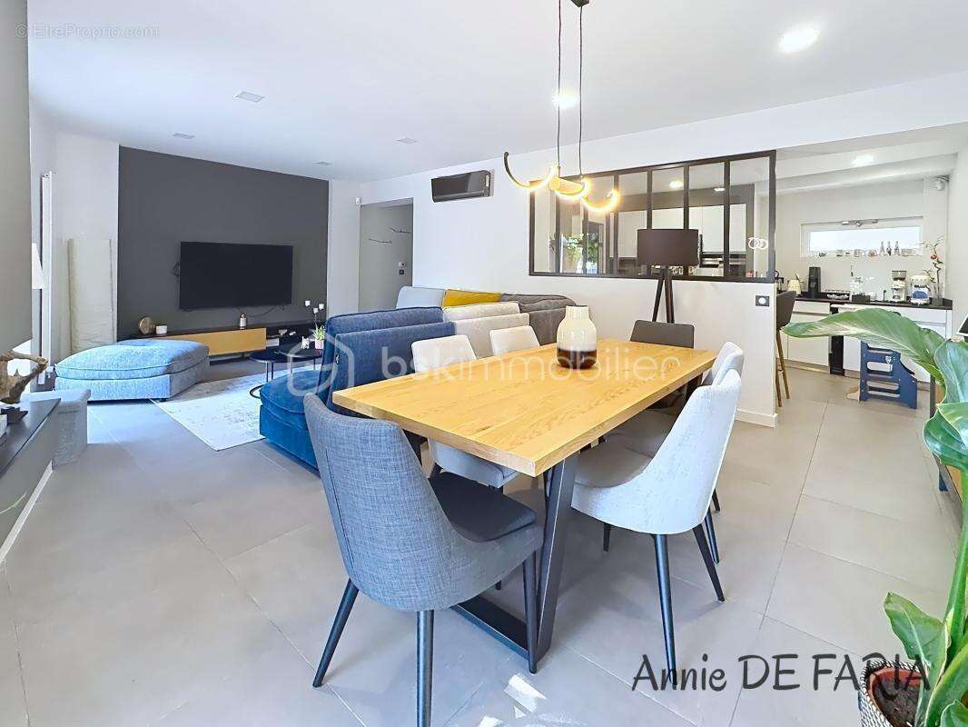 Maison à VIF