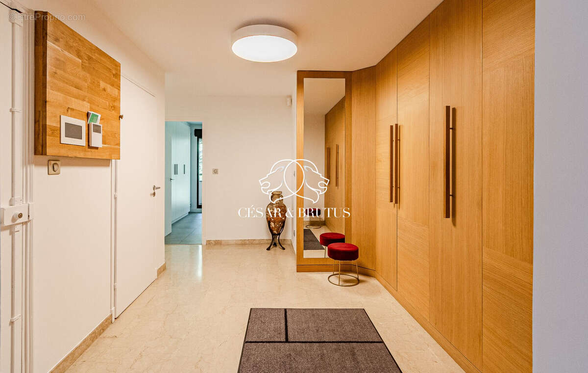 Appartement 212 m² à Lyon-5e  - photo 4