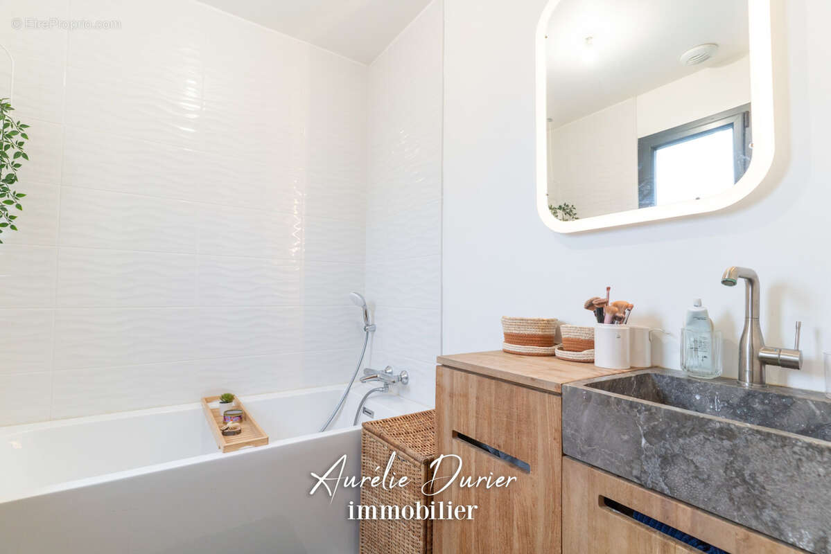 Maison à SAVONNIERES