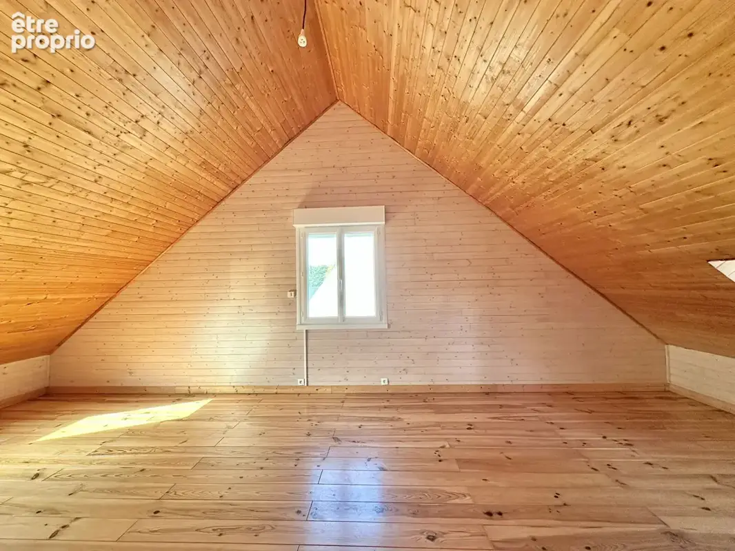 PIRIAC-SUR-MER - T3 de 75m² au sol à aménager ave jardin privatif - photo 3