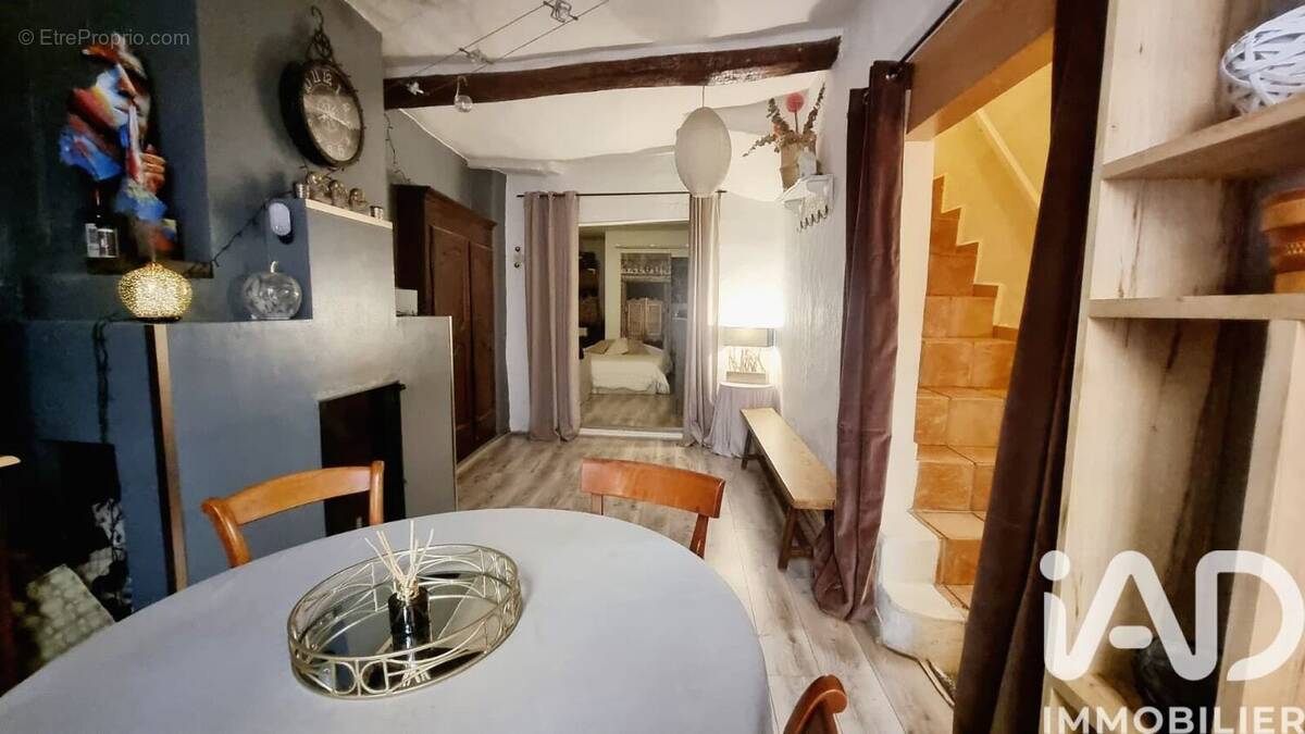 Photo 1 - Maison à SAINT-MAXIMIN-LA-SAINTE-BAUME