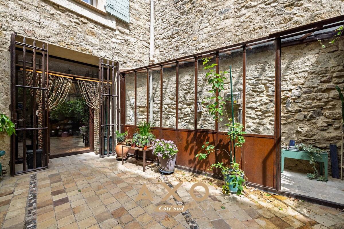 Maison à CUCURON