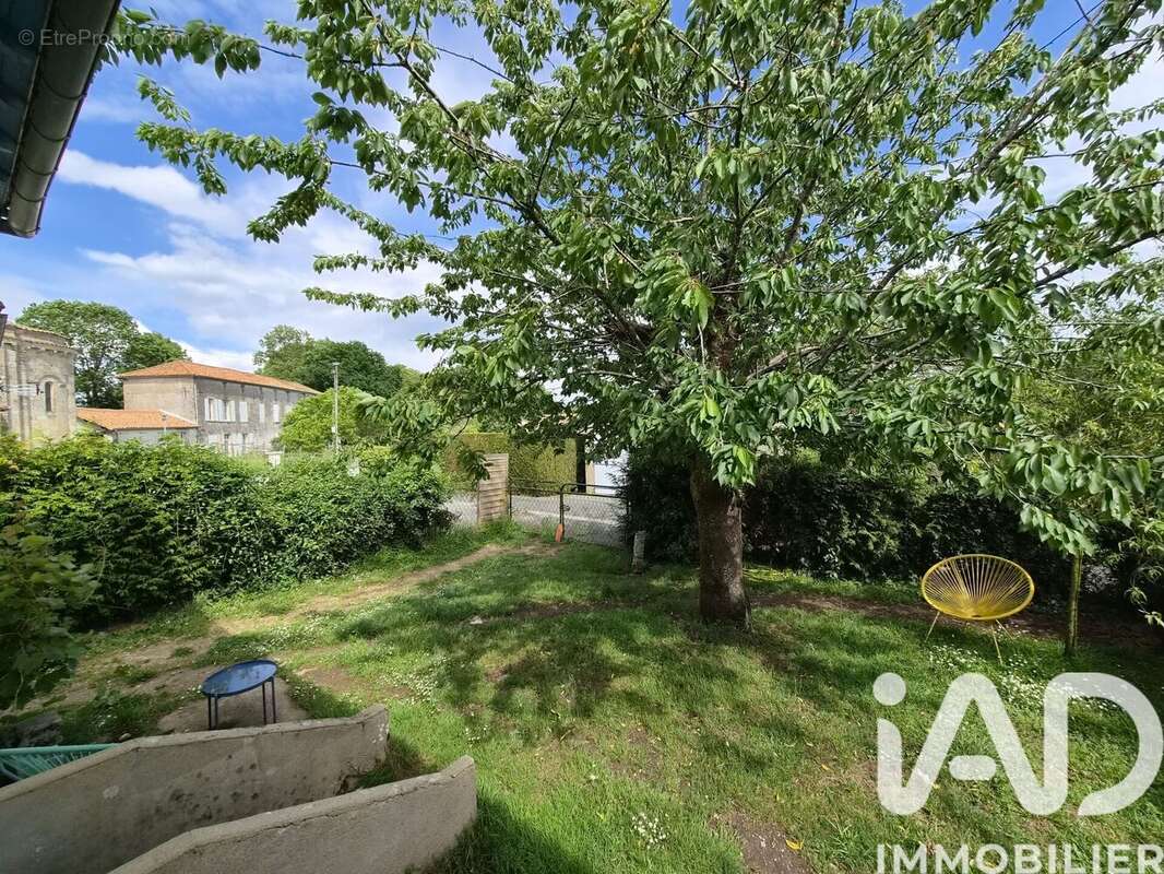 Photo 5 - Maison à MELLE