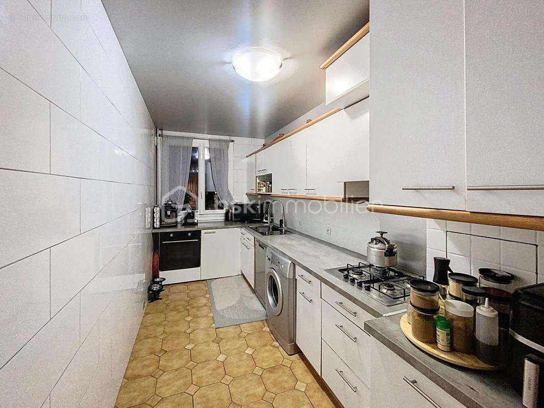 Appartement à STAINS