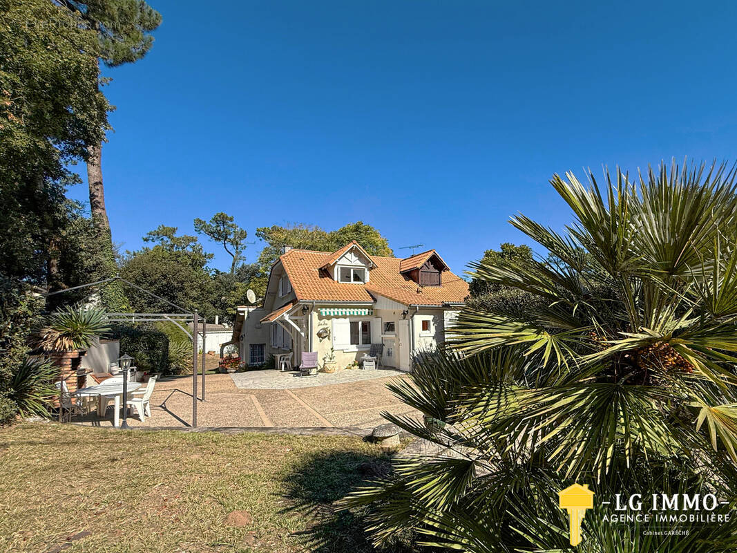 Maison à MESCHERS-SUR-GIRONDE