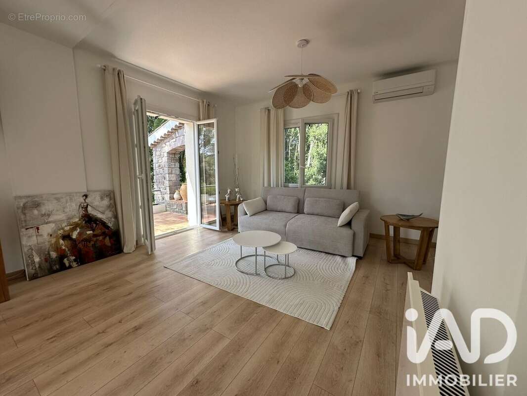 Maison 70 m² à Saint-Raphael  - photo 5