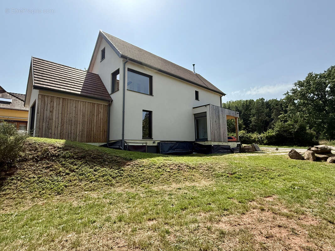 Maison à NEUVE-EGLISE