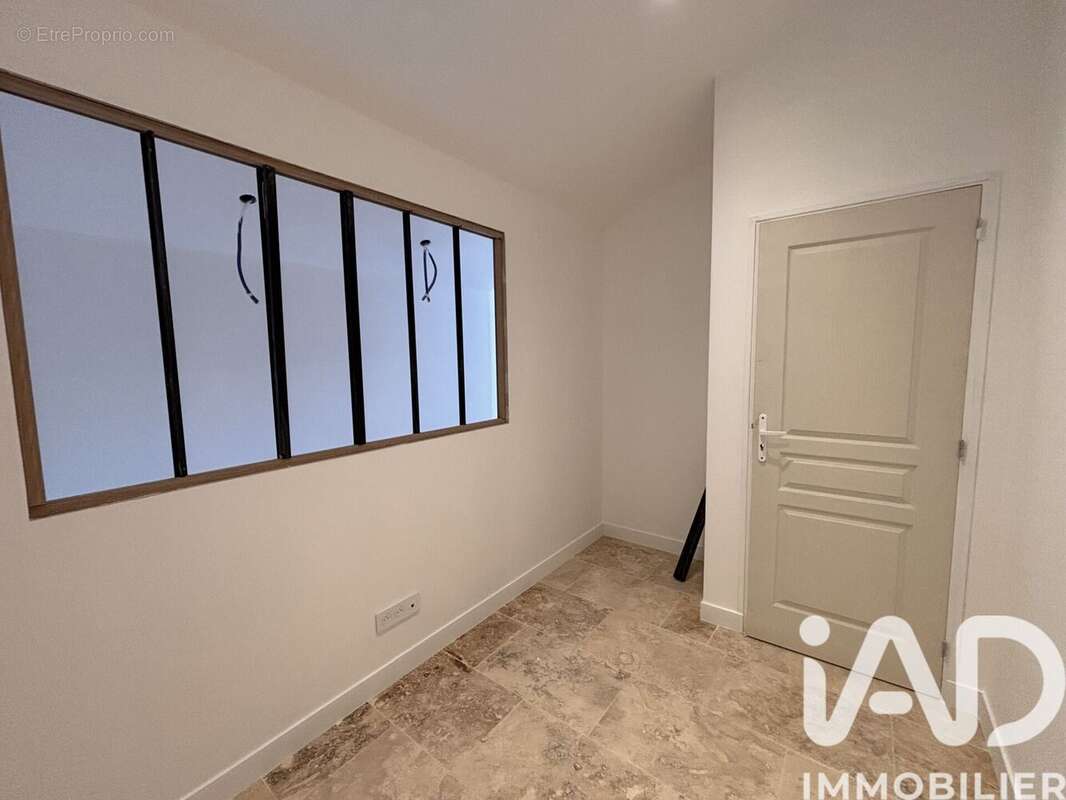 Maison 86 m² à Prin-Deyrancon  - photo 8