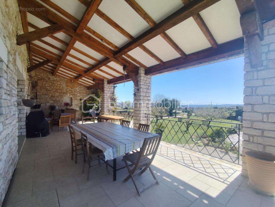 Grande et belle maison en ardeche sud - photo 2
