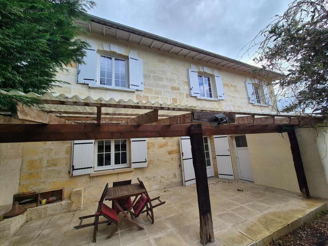 Photo 2 - Maison à AMBARES-ET-LAGRAVE