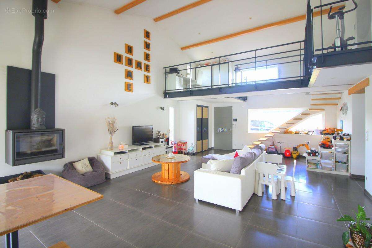 Maison à BIZIAT