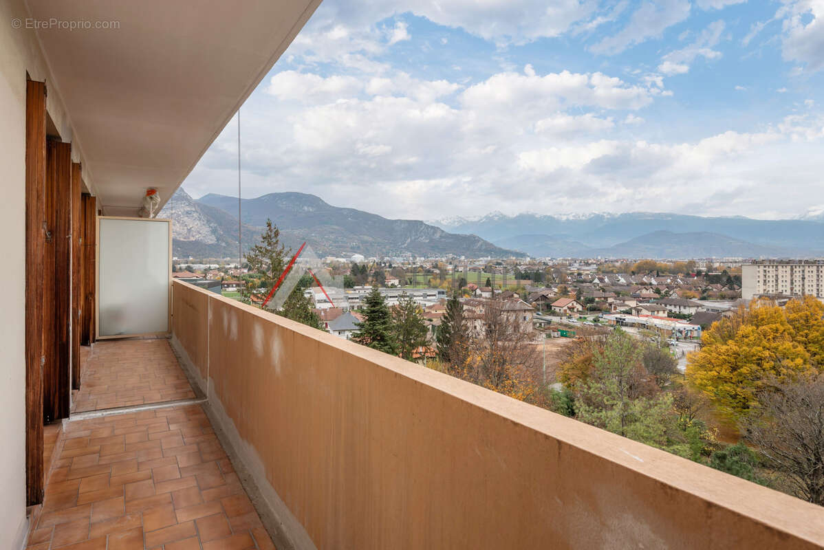 Appartement à SASSENAGE