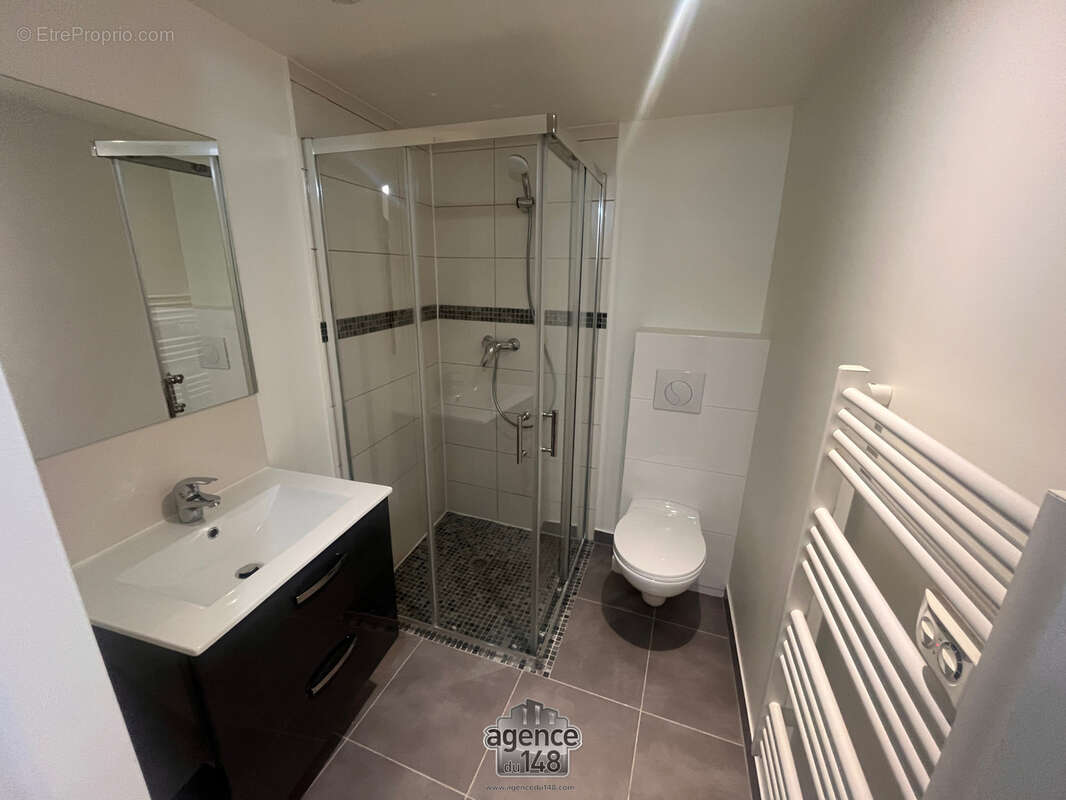 Appartement à MARSEILLE-2E