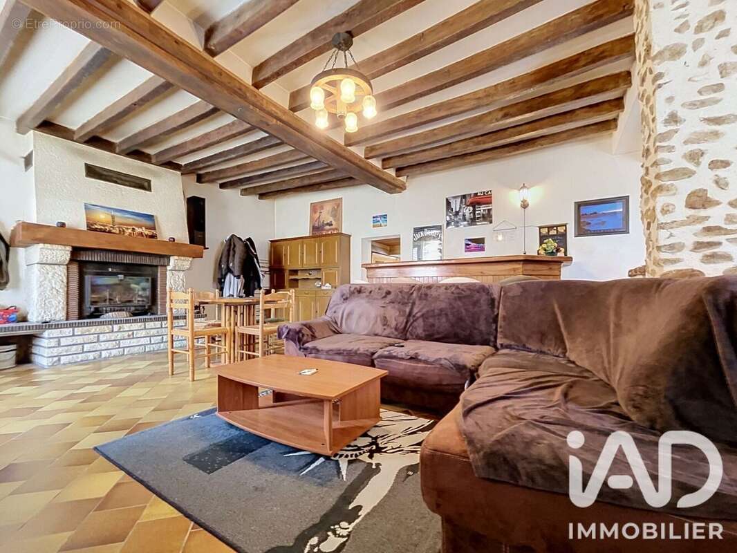 Maison 97 m² à Santranges  - photo 3
