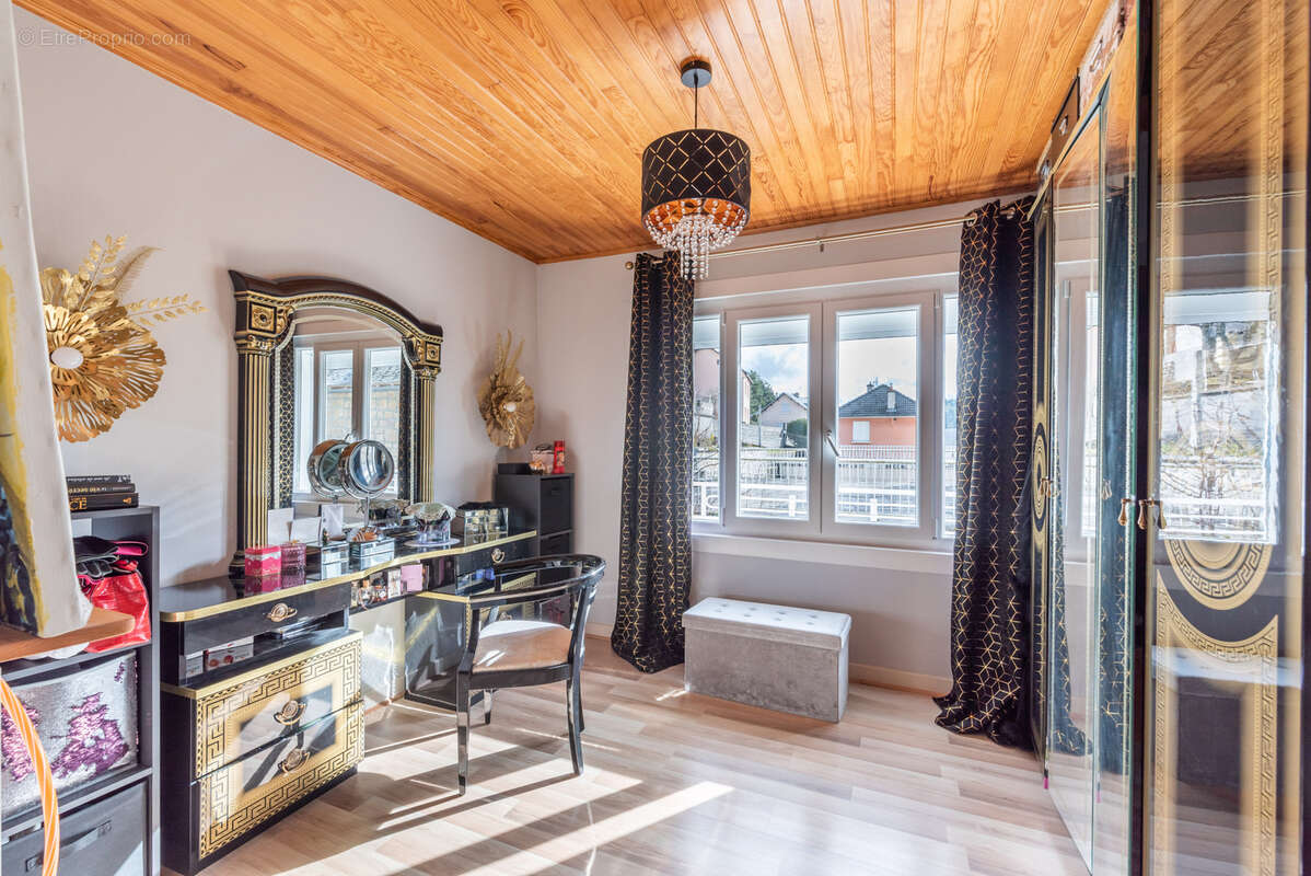 Maison à SAINT-ALBAN-SUR-LIMAGNOLE