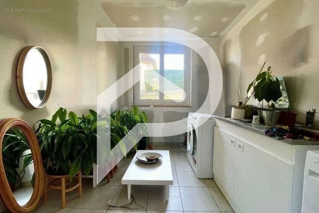 Maison à BAGNAC-SUR-CELE