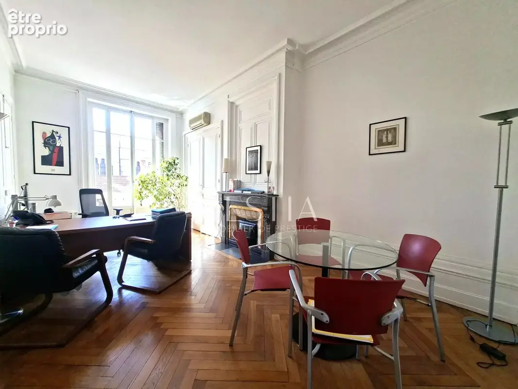 Vente T8 - Préfecture - 243 m² avec possibilité de division - photo 5